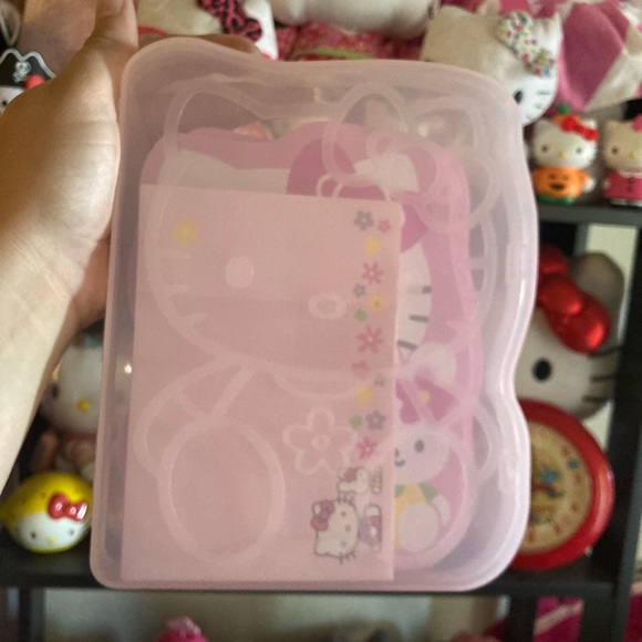 Hello Kitty stationary set - Picture 1 of 2